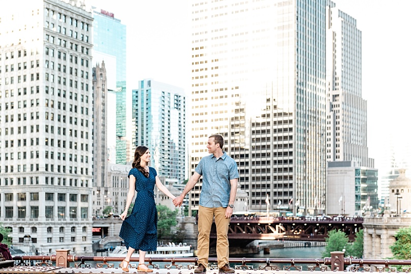 anamaria vieriu photography,chicago downtown,chicago downtown engagement,chicago engagement photographer,chicago wedding photographer,engagement session,wrigley building,